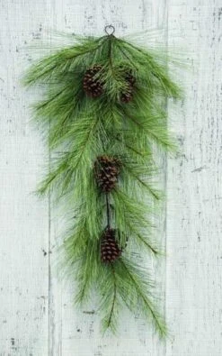 Mixed Needle Pine Teardrop Swag - 36 Inch