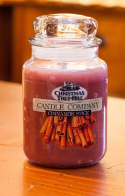 Christmas Tree Hill Candle - Cinnamon Stick - 26oz