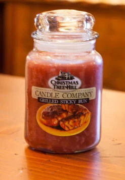 Christmas Tree Hill Candle - Grilled Sticky Bun - 26oz
