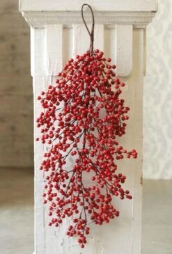 Red Berry Teardrop Swag - Waterproof Berries - 31 Inch